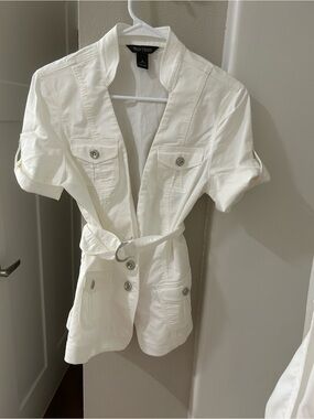 White House, Black jacket size medium